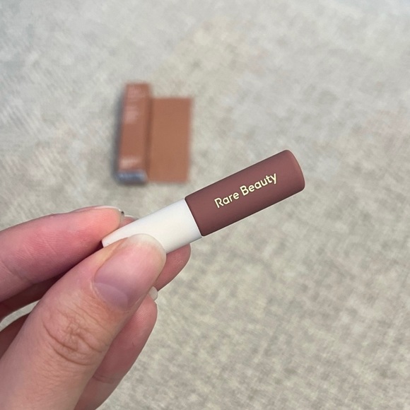 Rare Beauty Lip Soufflé Matte Lip Cream 0.96ml - Picture 2 of 2
